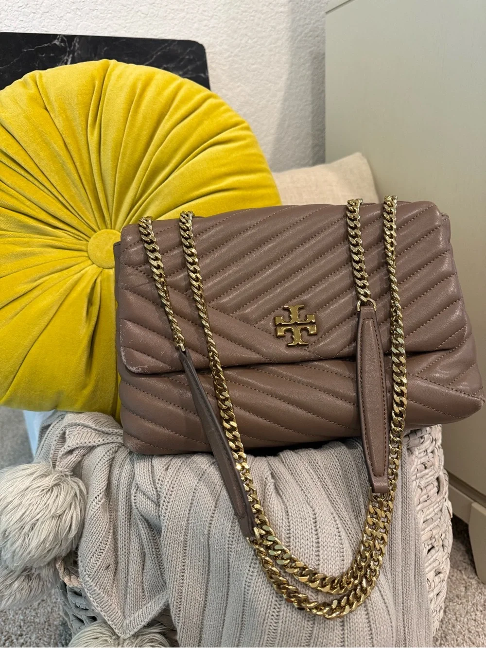 🤎 Tory Burch  Quilted Leather Chain Shoulder Bag Classic Taupe